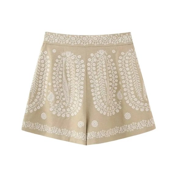 Pants - Chic and Stylish High-Waisted Embroidered Shorts, Size Medium